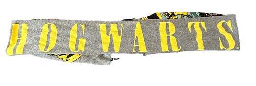 Harry Potter Hogwarts Crest Scarf Multicolor One Size 84x6.5 2018 - Picture 10 of 22