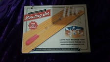 UNUSED - CLASSIC DESKTOP BOWLING SET complete with pins - STRESS RELIEVER GAME 