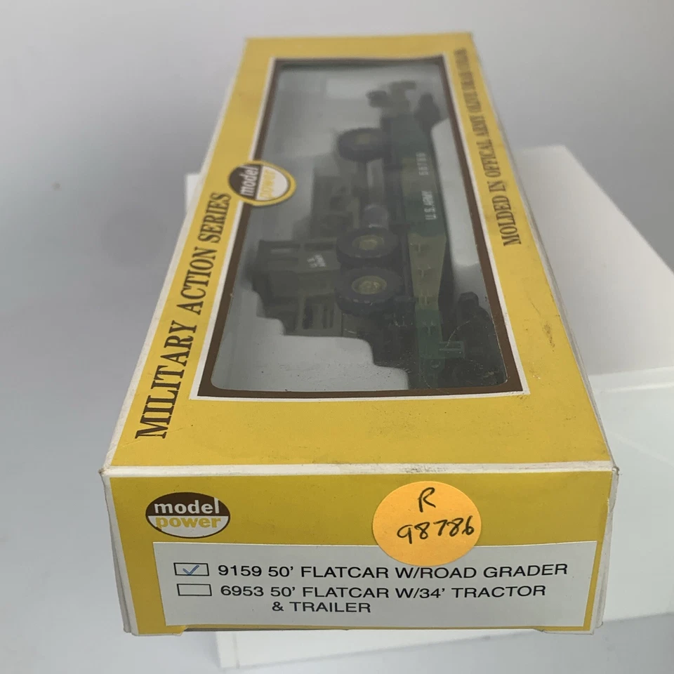 HO Model Power Military Action Series 9159 U.S. Army Flatcar w/ Road Grader - Image 4 of 4