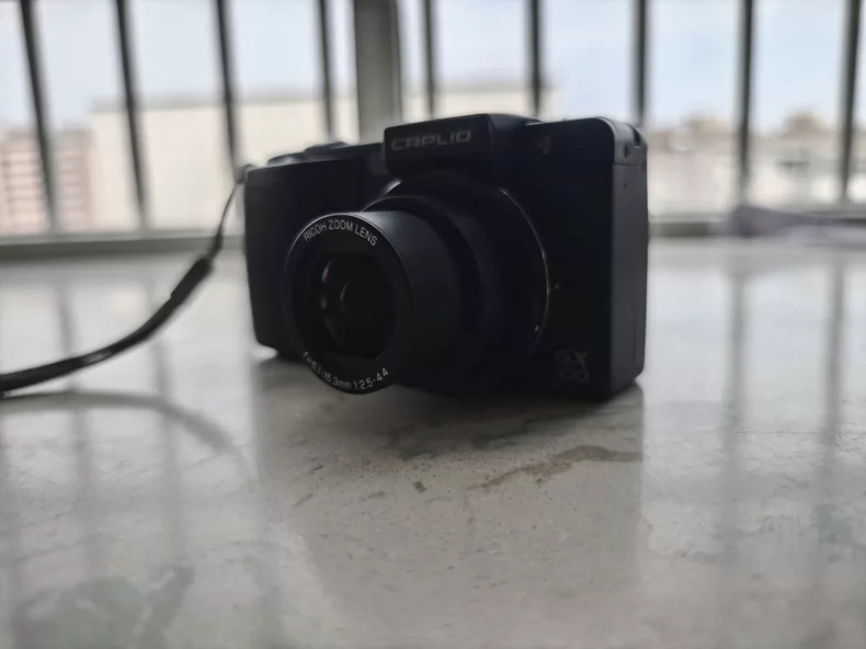 Ricoh Caplio GX100 10.0MP Digital Camera - Black for sale online