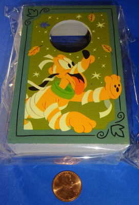 Disney Halloween Pluto Mini Cornhole Game Goofy's Pumpkin Pursuit