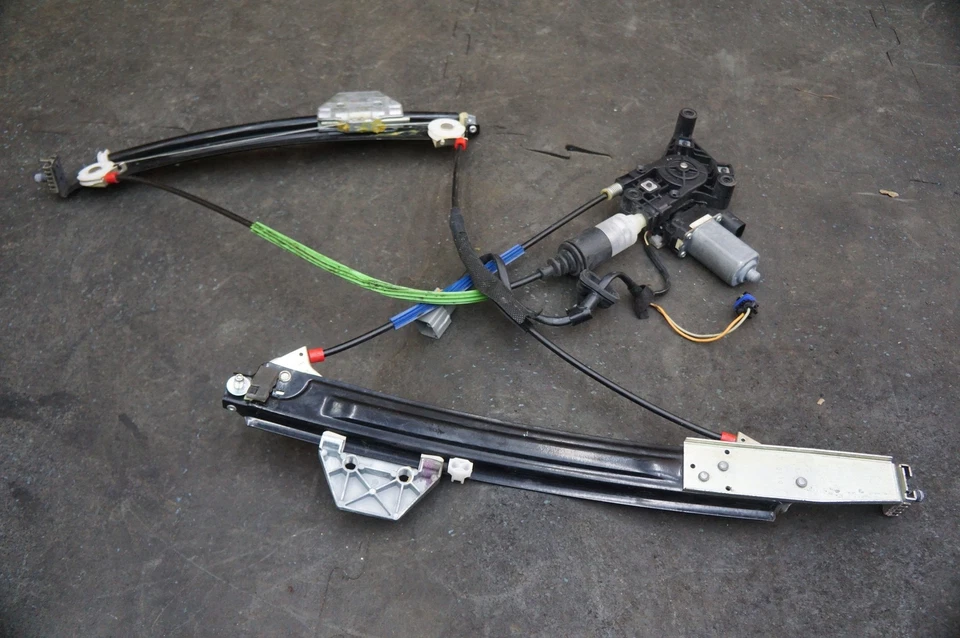Rear Right Door Window Regulator Motor AD43-542700-AB Aston Martin Rapide 2010 - Image 4 of 4