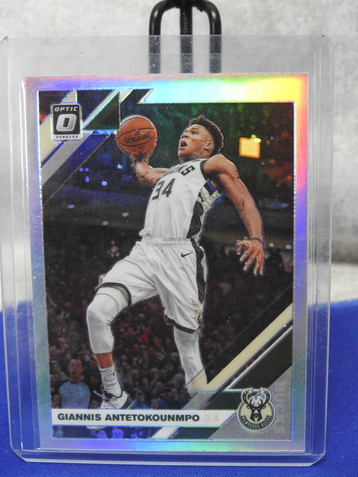 2019-20 Donruss Optic Giannis Antetokounmpo #81 silver prizm Milwaukee