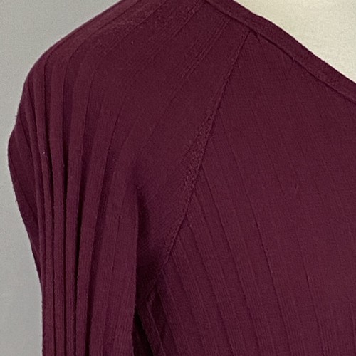 Top de mujer Planet Gold M mediano rojo borgoña acanalada tejido cuello en V mangas largas - Imagen 4 de 11