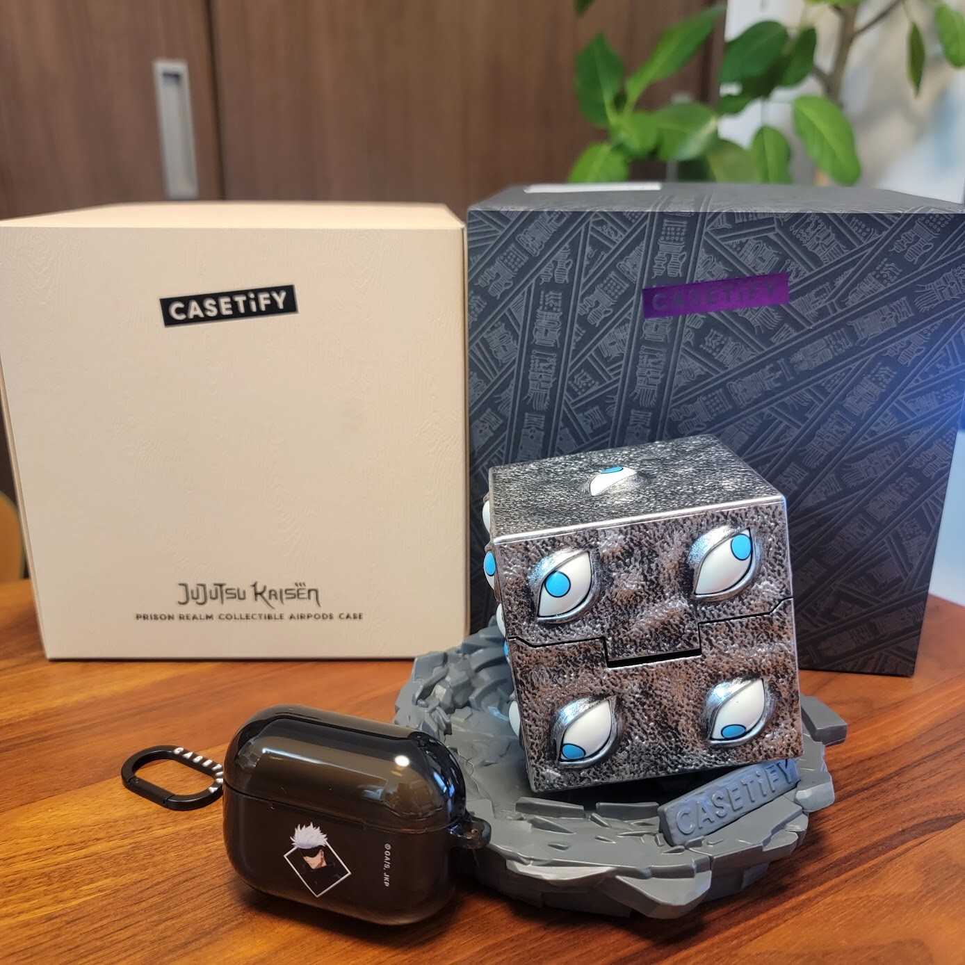 Jujutsu Kaisen Gojo Prison Realm Collectible AirPods Pro 2 Case by CASETiFY-image