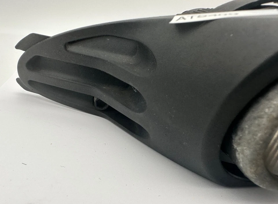 Faro antiniebla delantero derecho del lado del pasajero OEM 02-08 BMW 745Li 750Li 760Li Foto 3 de 4