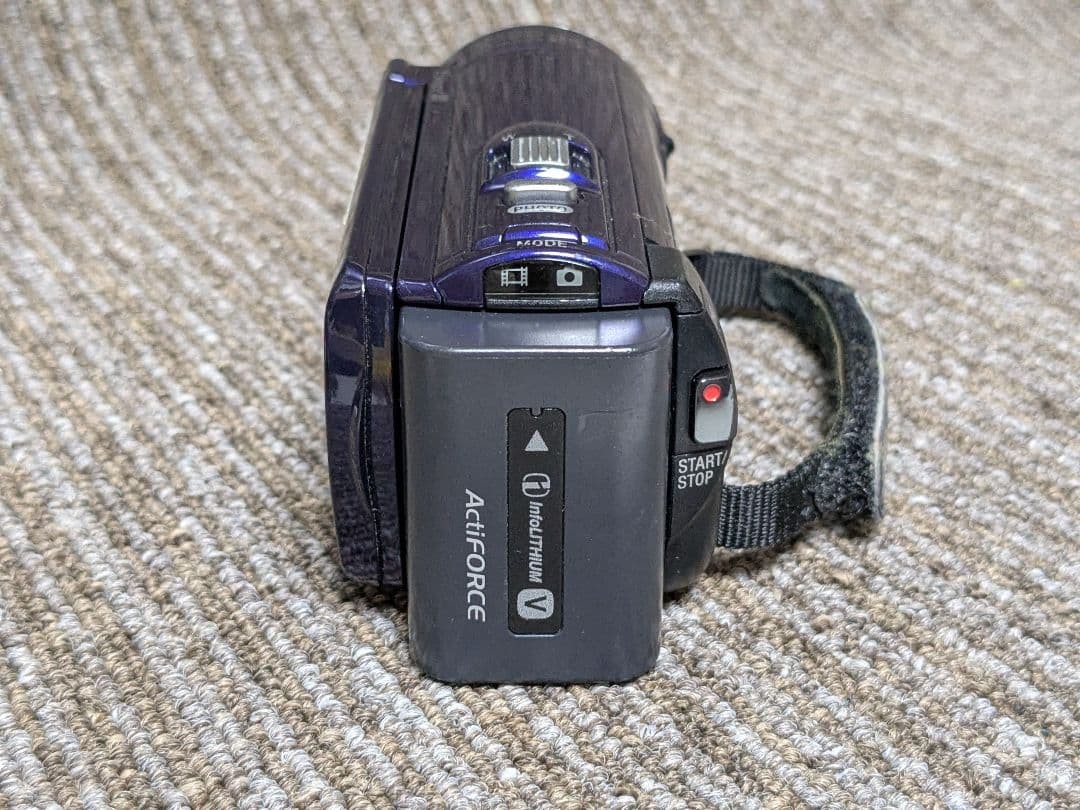 Sony HDR-CX170 Handycam 25x Zoom HD Video Camera Camcorder