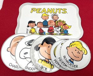 VINTAGE 1960s PEANUTS CHARLIE BROWN METAL TIN TRAY AND PLATE SAUCERS KIDS TOY