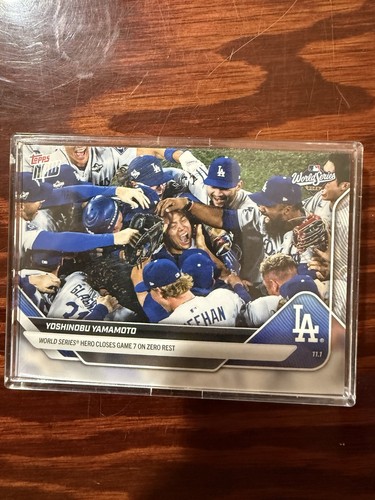 Yoshinobu Yamamoto [Image Variation] #925 2025 Topps Now card