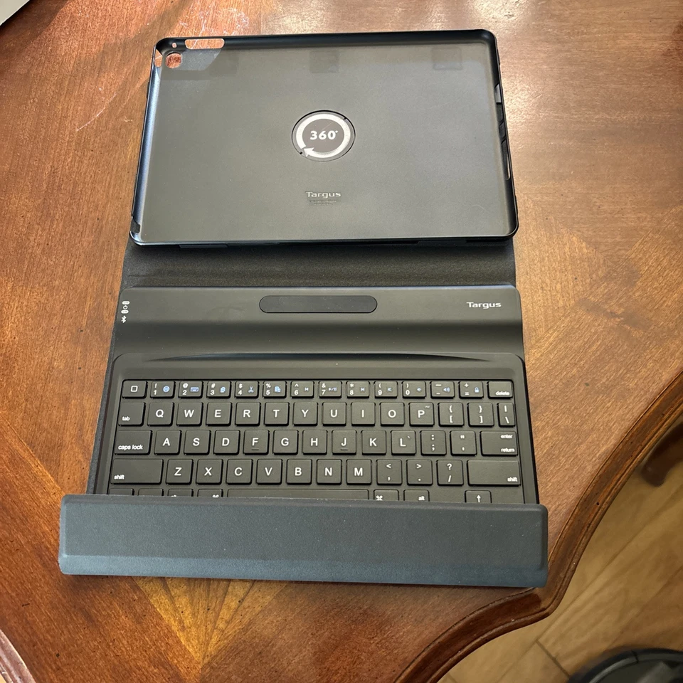 NEW Targus VersaVu Bluetooth Keyboard , Case/stand for iPad Air 5th Gen THZ192US - Image 4 of 4