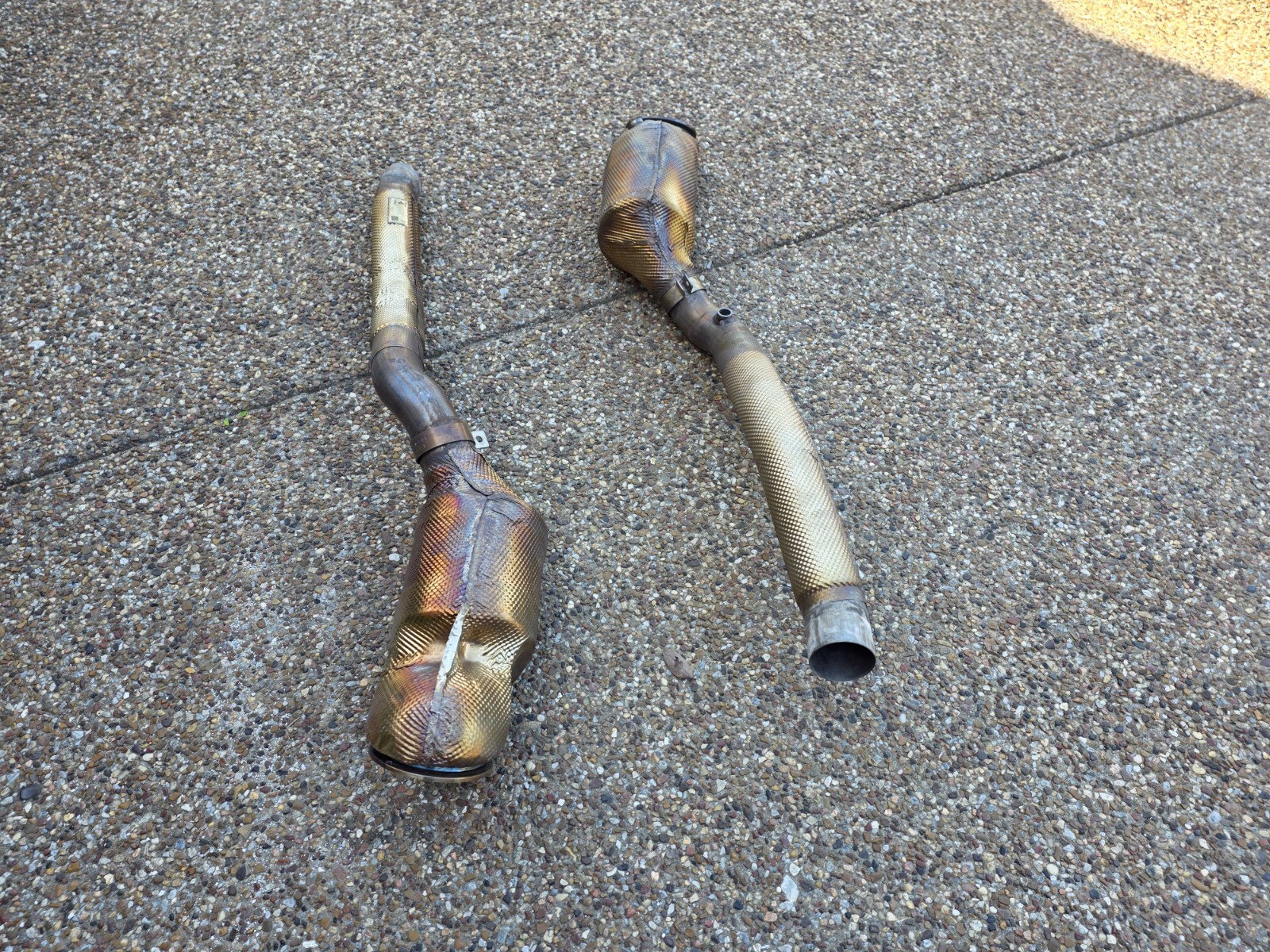 FERRARI 812 & F12 OEM GENUINE ORIGINAL LEFT & RIGHT EXHAUST CATALYTIC CONVERTERS