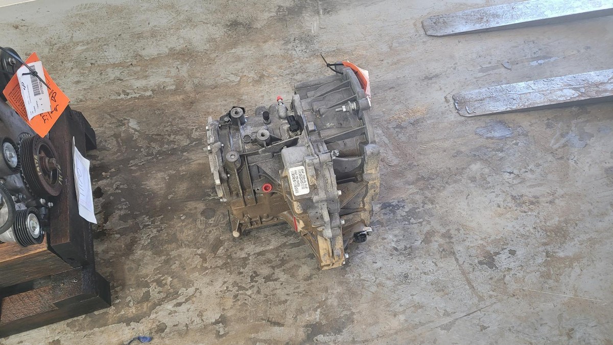 【FUKA様】購入ページ 2008-2011 Ford Focus 2.0L Gas Transmission AT, FWD w/234k Miles