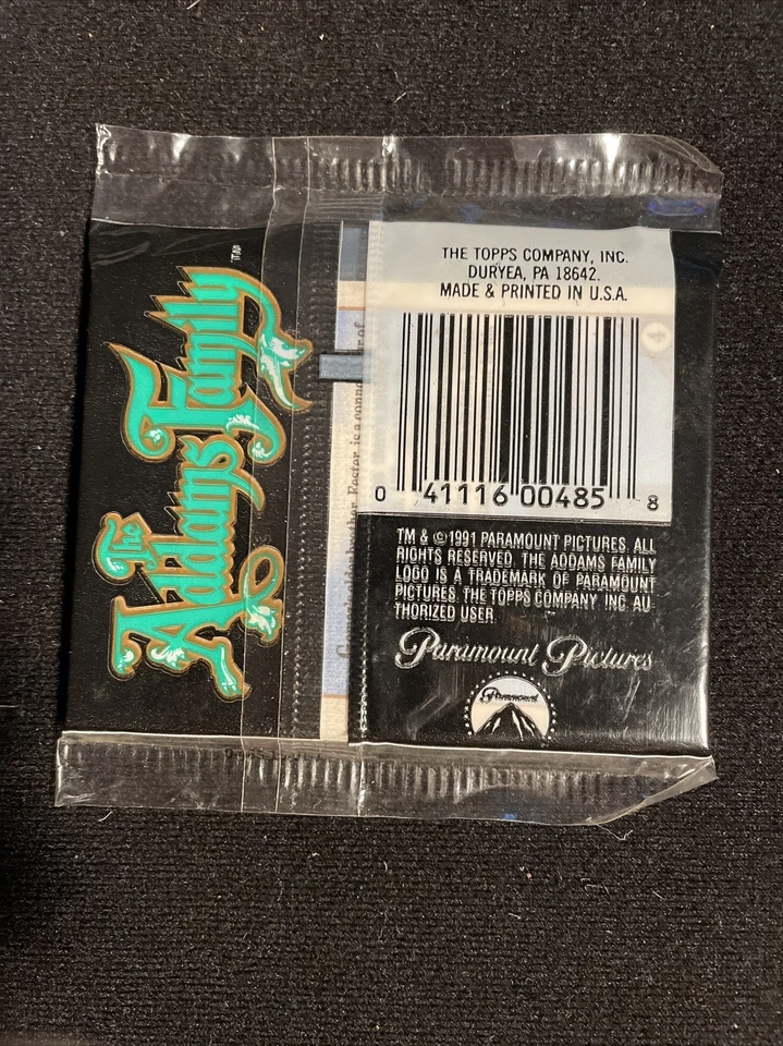1991 TOPPS ADAMS FAMILY MOVIE TRADING CARDS - 1 Unopened Pack - Image 3 of 4