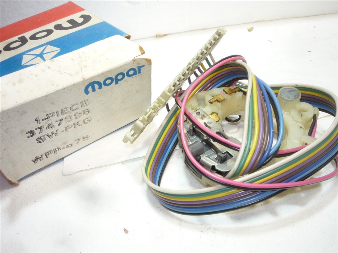 1978 : LeBaron; Cordoba Aspen Diplomat Volare turn signal switch