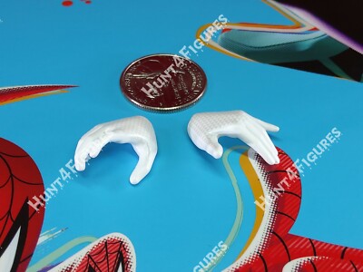 Hot Toys MMS576 Gwen Stacy Spider man 1/6 Action Figure's 2 hands only 