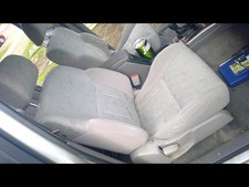 2001 Toyota 4runner Front Right Passenger Manual Cloth Seat Gray 2001 Toyota 4runner Front Right Passenger Manual Cloth Seat Gray