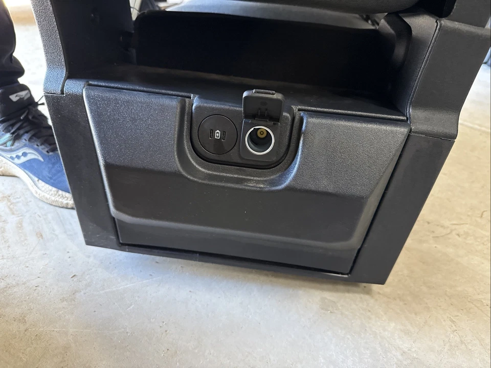 NEW 2024 FORD F150 F250 F350 GRAY CREW CAB CLOTH CENTER CONSOLE JUMP SEAT - Image 4 of 4