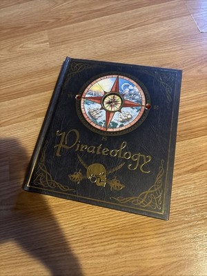 World s Greatest Discoveries! Wizardology dragonology and Priateology 3 Book Set