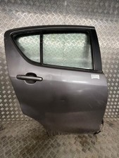 Porte arrière et accessoires Suzuki SPLASH