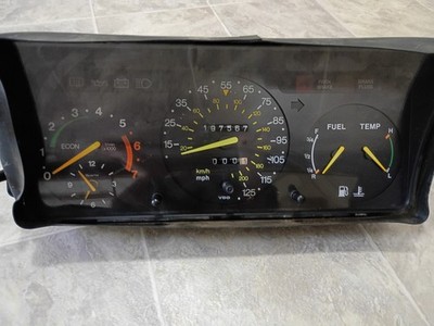 1990 Saab 900 Convertible Coupe NA manual Transmission Cluster (NOT TESTED AS IS