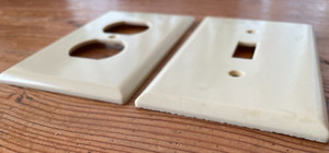 Vintage Eagle USA Smooth Ivory Bakelite 1-Gang Switch & Outlet Wall Plate Covers