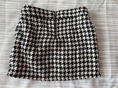 Lot of 4 Girls Skirts Size 6 and 7 Cherokee Cat and Jack - Picture 5 of 11