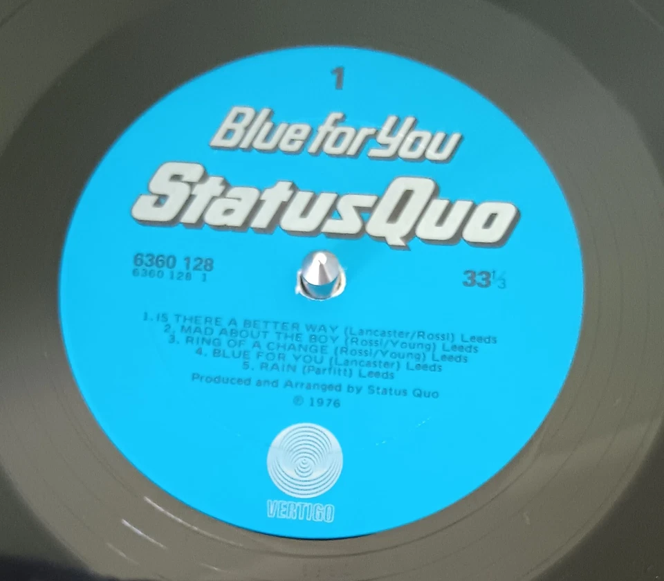 Status Quo – Blue For You - 1976 LP record excellent, cover & lyric insert VG+ - Image 3 of 4
