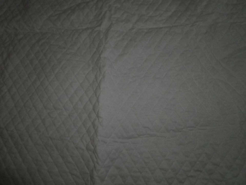 Crafts- fabric- quilting   43 inches by 40 inches-white-polyester - Image 2 of 4