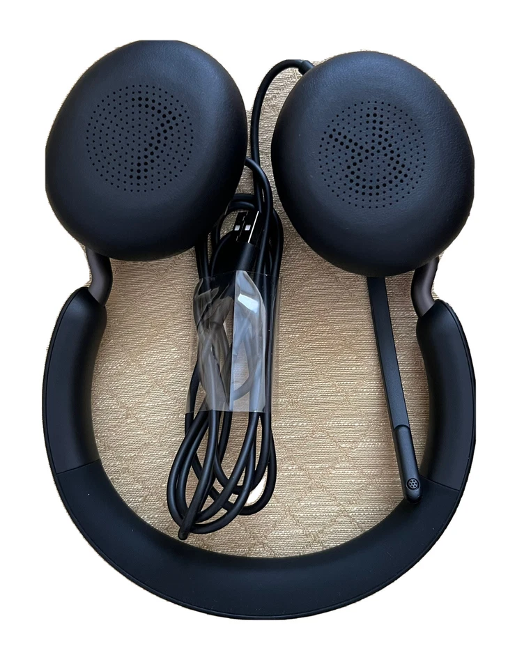Jabra Evolve2 40 Stereo Headset (MS Teams, USB-A) - Black - Image 3 of 4