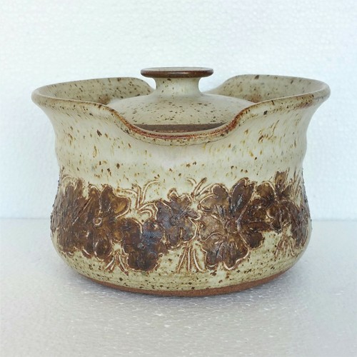 Vintage Mid Century Modern Art Studio Pottery Bowl w Lid Embossed Flowers Signed - Picture 5 of 11