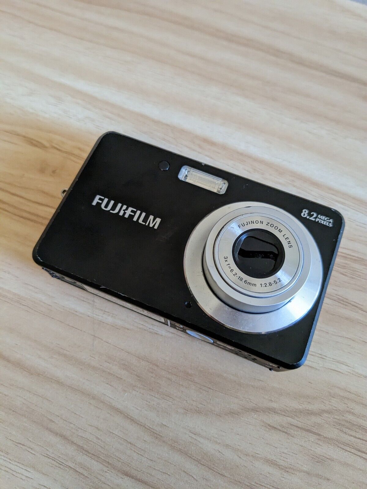 最新作の ✨美品✨ デジタルカメラ デジカメ J10 FinePix FUJIFILM