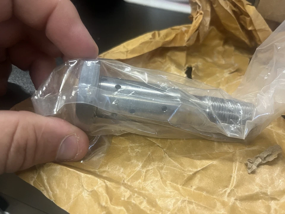 Árbol de levas MOPAR NUEVO OEM admisión Phaser 11-22 Chrysler Dodge Jeep 5184370AI Foto 3 de 3