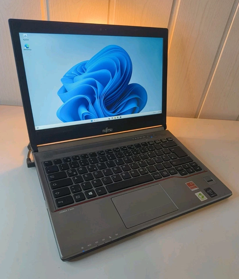 Linux Mint + Windows 11 Dual Boot Notebook | i7 / 256 GB SSD / 8 GB RAM / Top! - Bild 2 von 4