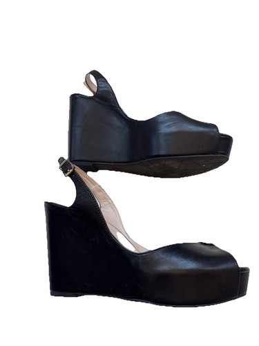 BCBGeneration Black Wedge Sandals Size 8 - Picture 3 of 5