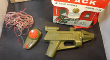 Remco Commando Signal Pack-Signal Gun and One Walkie talkie w/ 2 Boxes