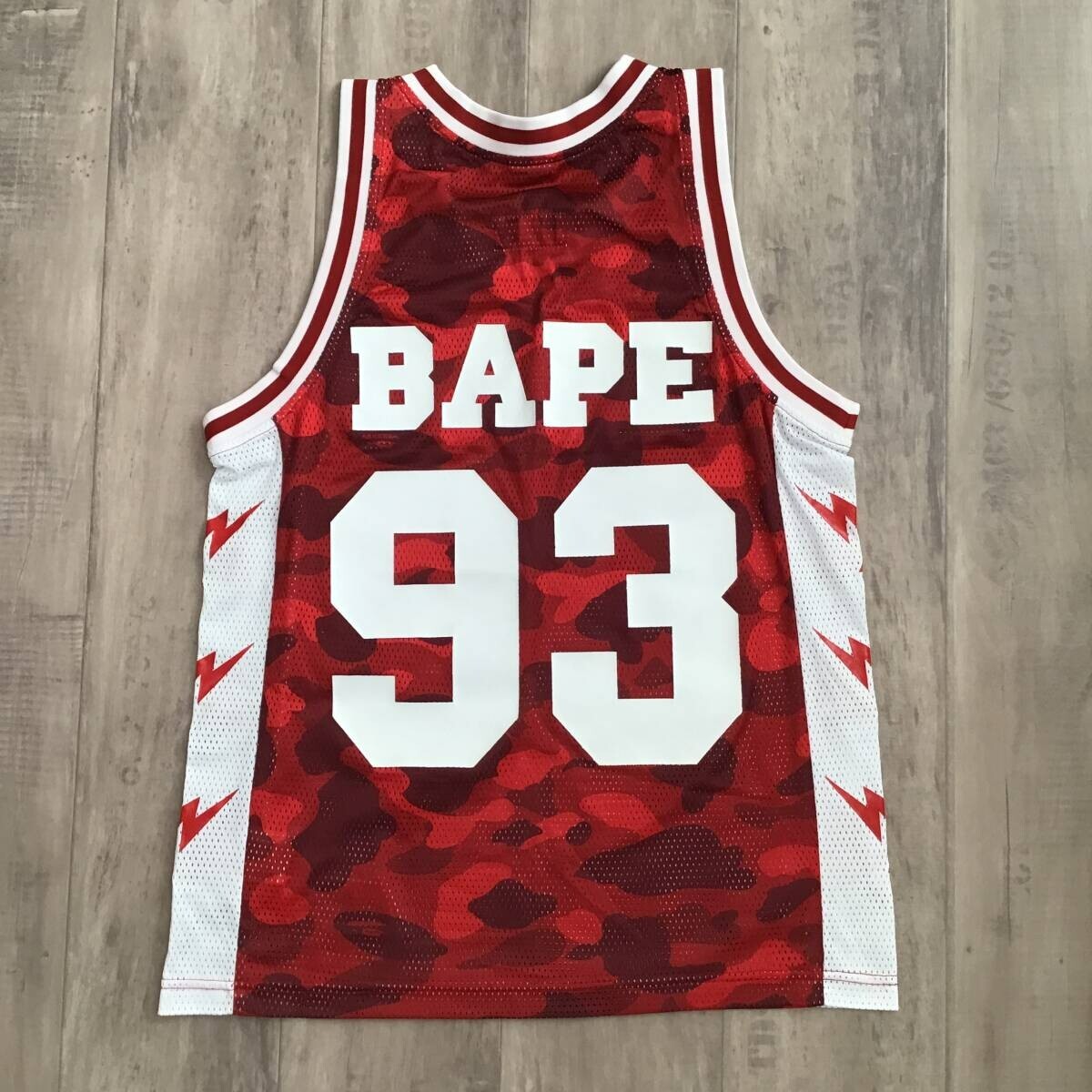 BAPE　タンクトップ A BATHING APE® Color Camo BAPE STA Tank Top | Bape official