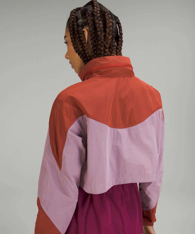Lululemon Evergreen Long Hooded Windbreaker Red Rock Pink Peony Pomegranate Sz 4 - Image 3 of 4