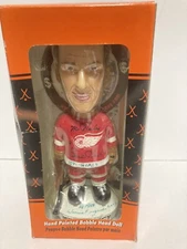 Detroit Red Wings-Mr. Hockey (Gordie Howe) Bobble Dobble-2002 Hand Autgraphed