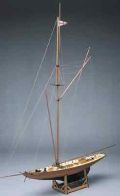 Mantua Model 733 Britannia 1:60 (KIT) Modeling