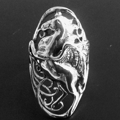 Sterling Silber fliegendes Pferd Pegasus geflügelter Hengst durchbrochen Statement Ring P 8