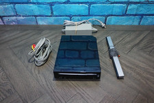 Black Nintendo Wii RVL-001 USA Console w/ Power Adapter, AV Wire,  Sensor Bar