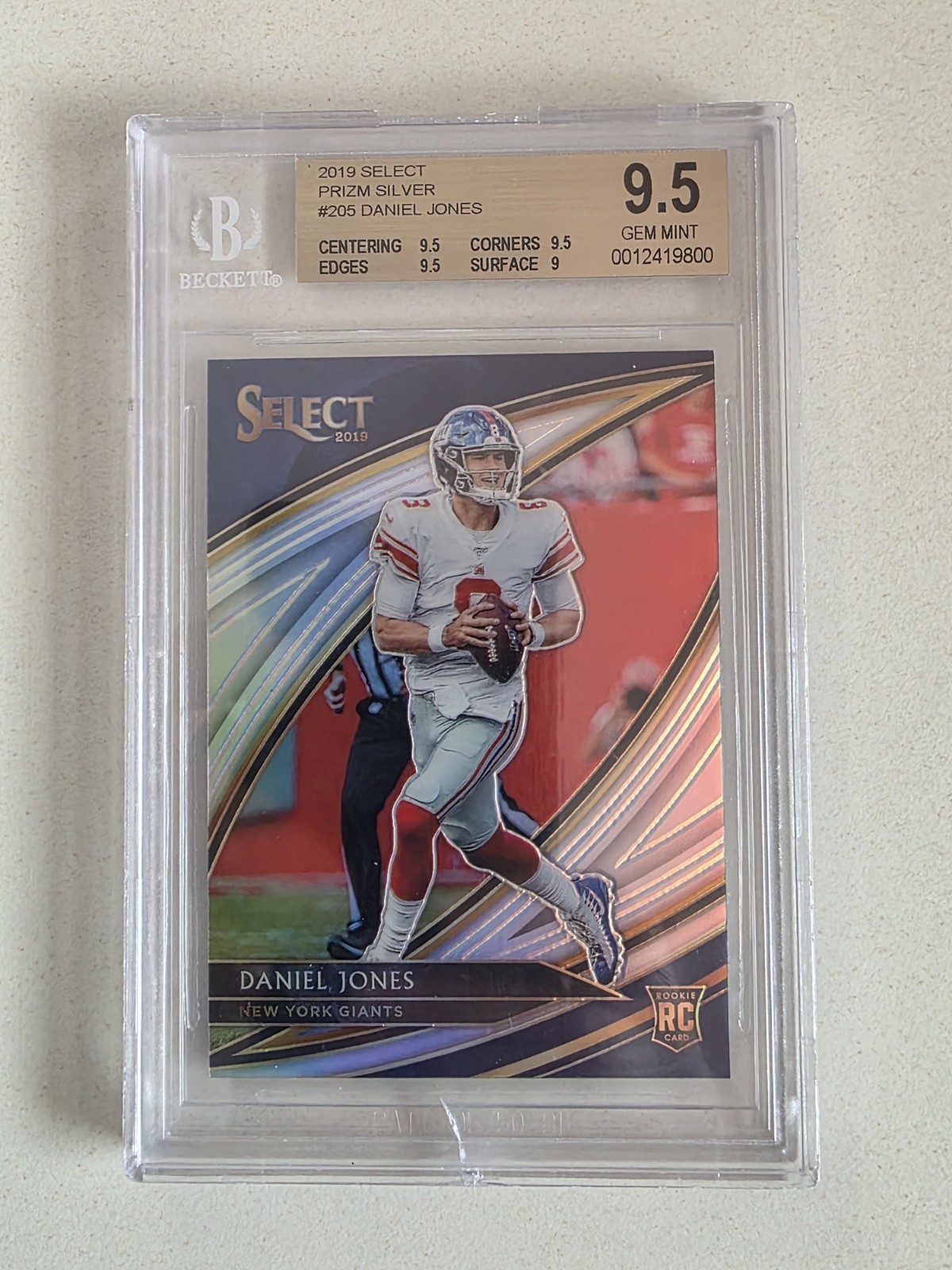 2019 Select Daniel Jones Field Level Silver RC #205 BGS 9.5 Rookie
