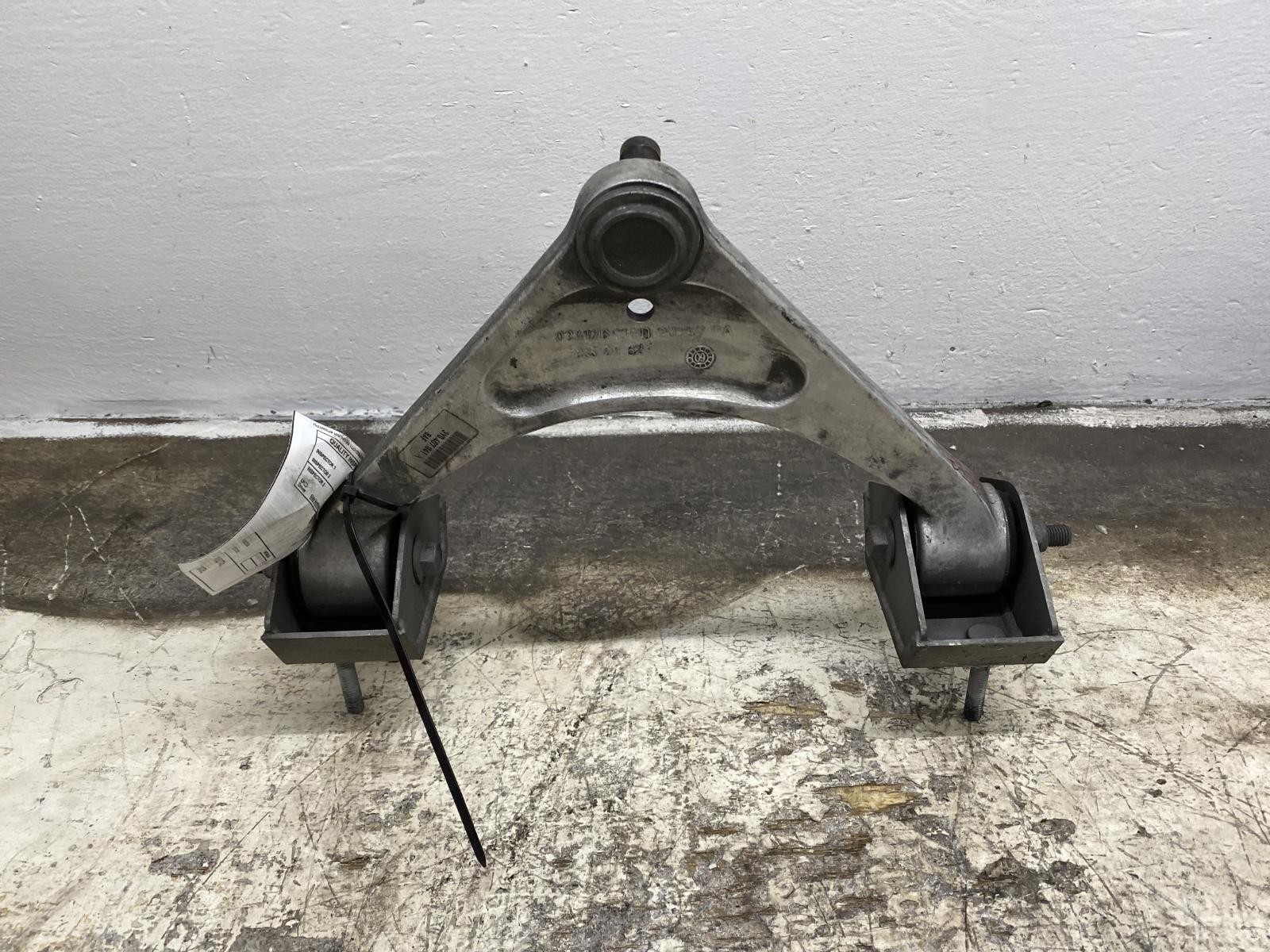 Bentley Mulsanne 2010-2020 Front Right Upper Control arm