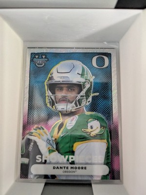 2025 Bowman's Best University - Bowman Showpieces Dante Moore #BS-7 Shimmer...