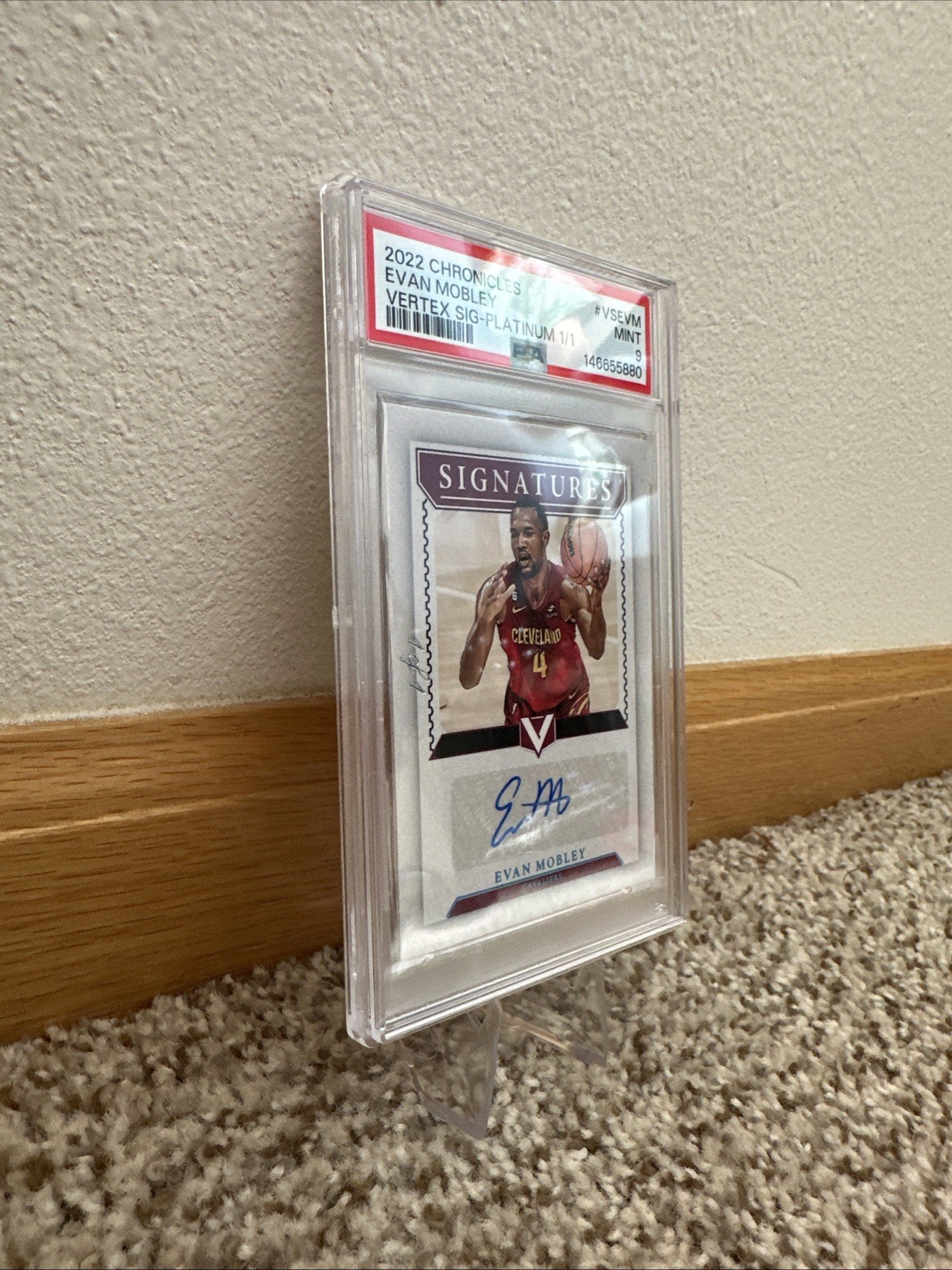 2022 Chronicles Evan Mobley Vertex Sig-Platinum 1/1 PSA 9 MINT view 2