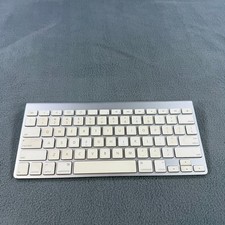 Apple Wireless Keyboard A1255 Bluetooth Aluminum Silver White Mac Tested