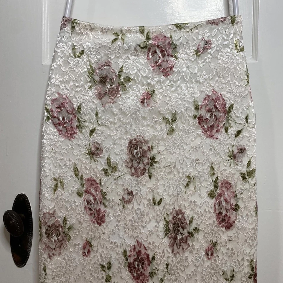 复古花卉蕾丝中裙女式中号 Cottagecore 80 年代 Y2K 波西米亚仙女  — 第 2/4 张图片