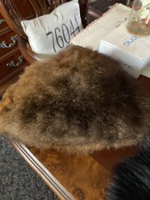 Vintage women  s real fur hat 9  