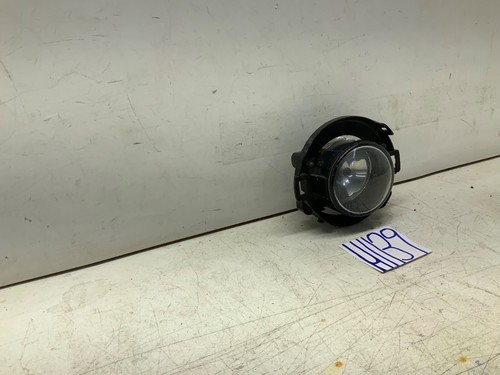 2005 2006 2007 2008 2009 - 2018 Nissan Frontier Xterra Left/Right Fog Light OEM - Picture 2 of 6