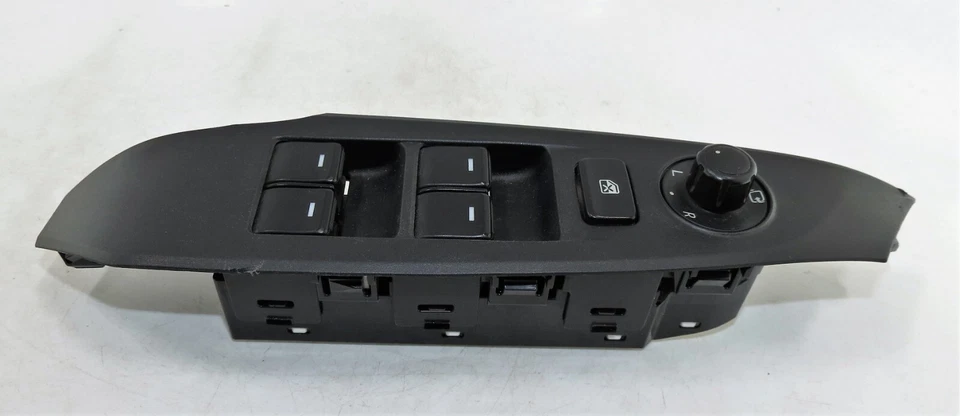 GKM266350A Mazda 6 Mk3 (12-20) Original Rhd Todo Automático Ventana Botón - Imagen 3 de 4